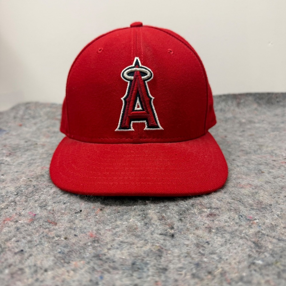 New Era Fitted Hat Mens 7 5/8 Red LA Angels MLB Authentic On Field Cap